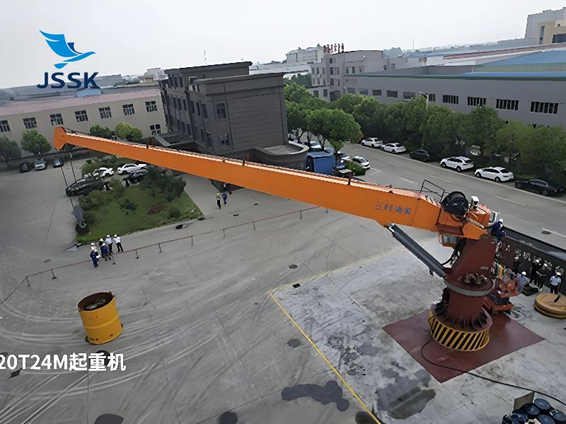 20T24M液压回转起重机