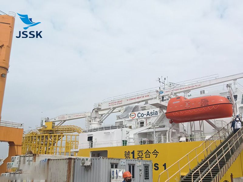 8T/30M电动液压起重机